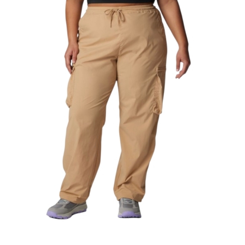 Columbia Women's Boundless Trek Cargo Pants, Size XL, NWT
